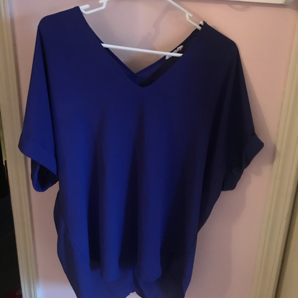 Blue flowy top